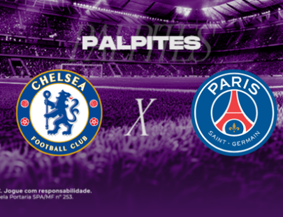 Banner promocional de apostas esportivas para o jogo entre Chelsea e Paris Saint-Germain (PSG). A imagem apresenta um estádio de futebol ao fundo em tons de roxo, com o texto "PALPITES" em destaque no topo. Ao centro, os escudos dos dois clubes são separados por um "X". No rodapé, encontram-se o logotipo da H2Bet, selo de +18 anos e avisos de jogo responsável.